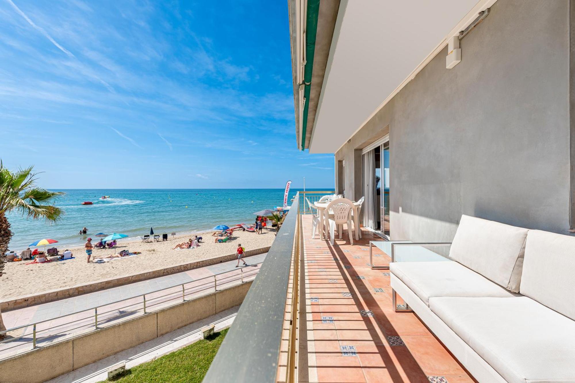 Apartamento Frente Al Mar Cambrils Kültér fotó